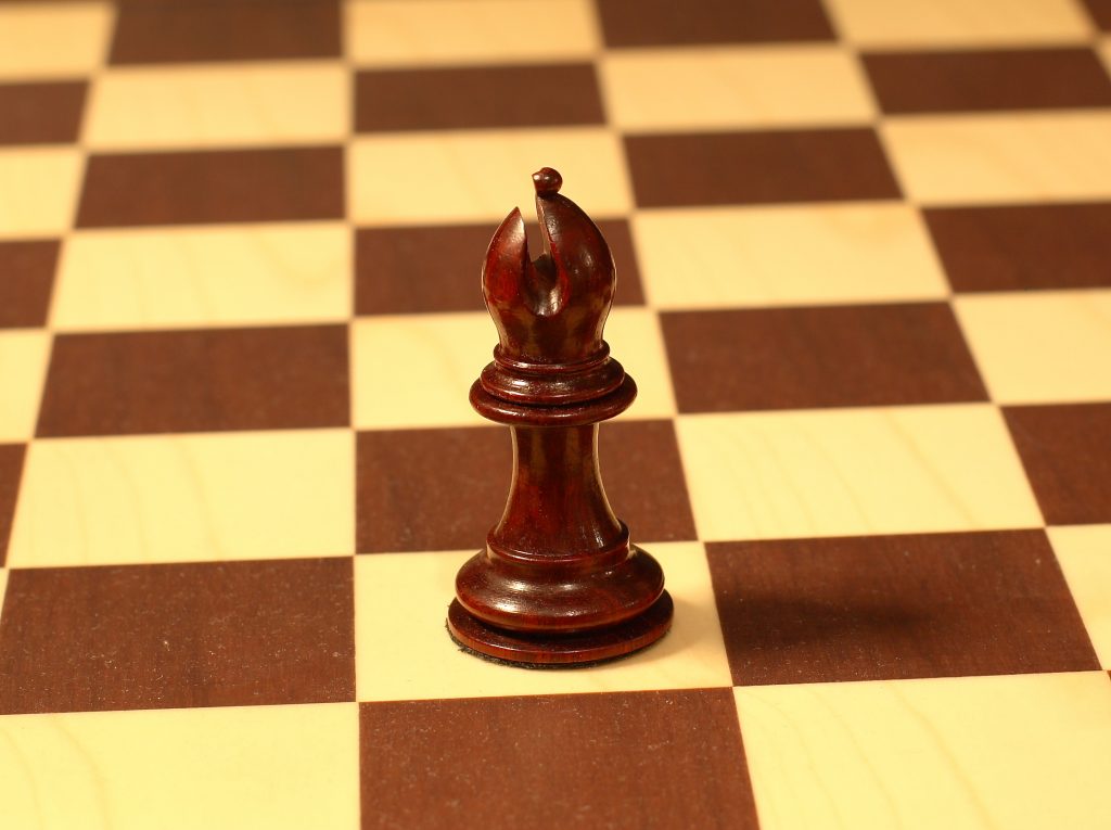 sspx-chess-player-creates-bishop-pieces-without-world-chess-federation